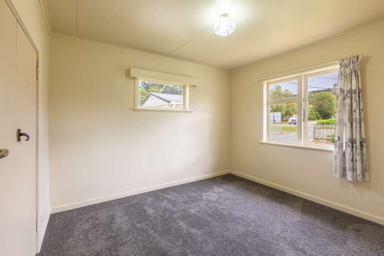 8 Dundas Street Porangahau_5