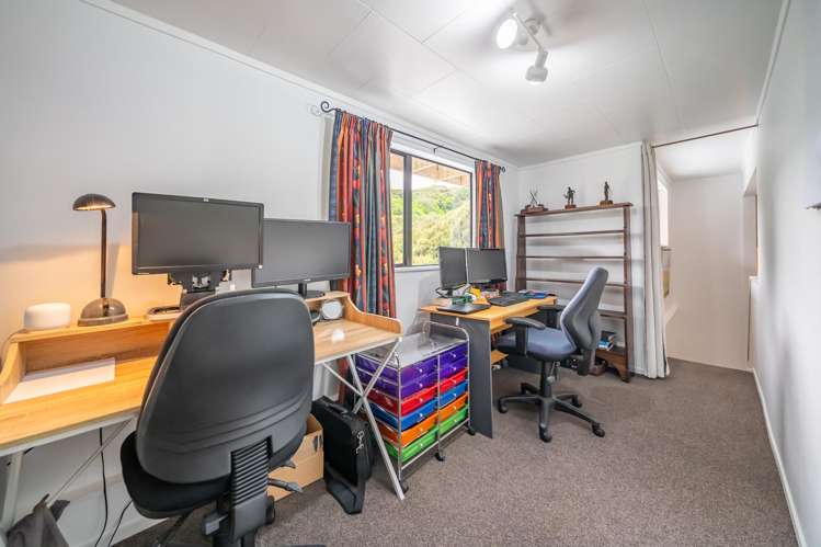 20 Roys Road Plimmerton_15