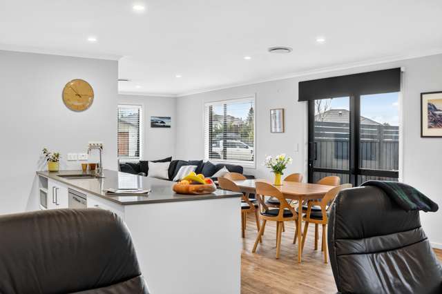 16 Austin Reid Avenue Carterton_2