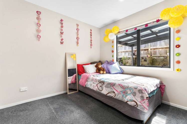 10b Kaimai Avenue Massey_13