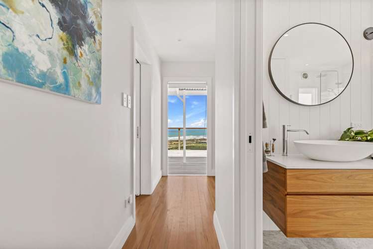 39 Oaia Road Muriwai_38