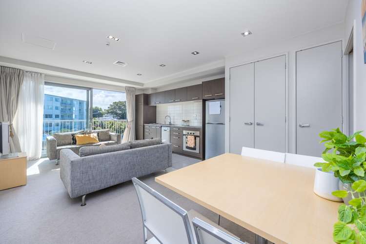 304C/130 Anzac Street Takapuna_5