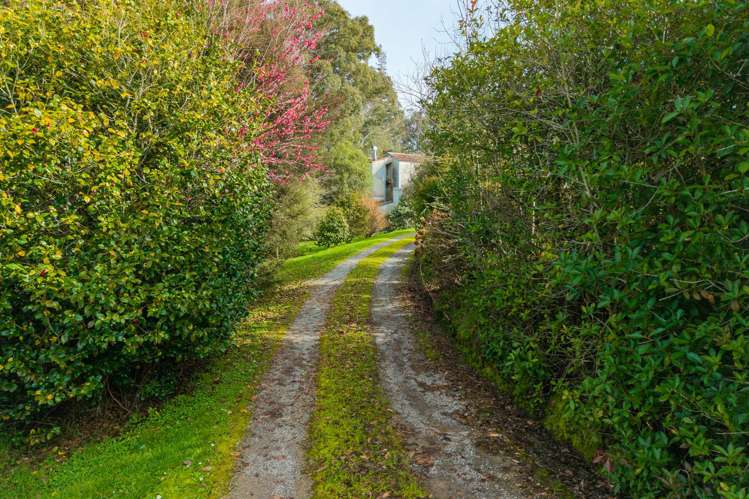 405 Pigeon Valley Road Wakefield_6