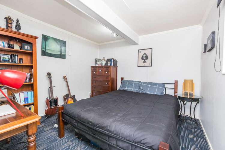 30 Forest Hill Road Henderson_17