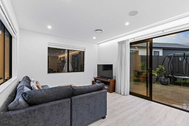 39 Matahae Crescent_3