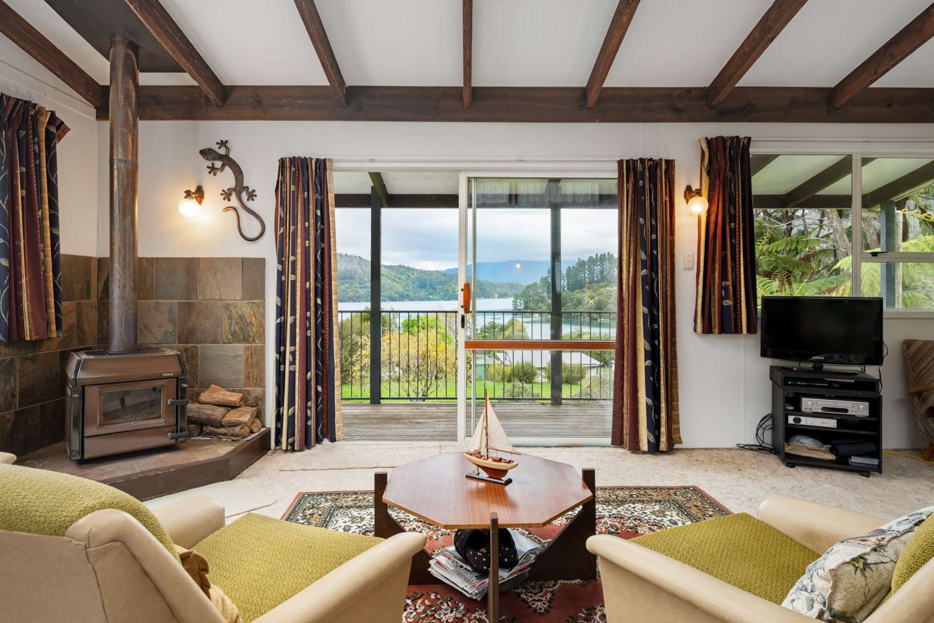 Lot 7 West Bay, Lochmara Queen Charlotte Sound_0