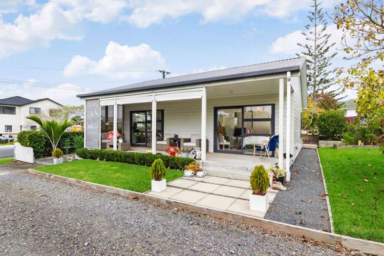 9 Neil Avenue Te Atatu Peninsula_22