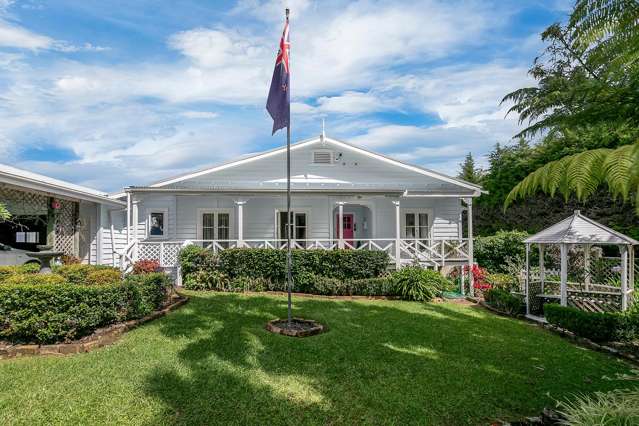 355 Ridge Road Paremoremo_1