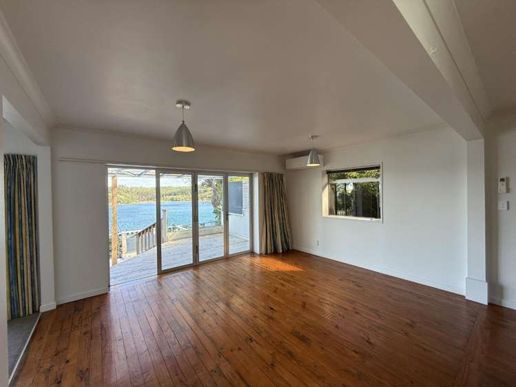7 Ferry Road Stanmore Bay_5