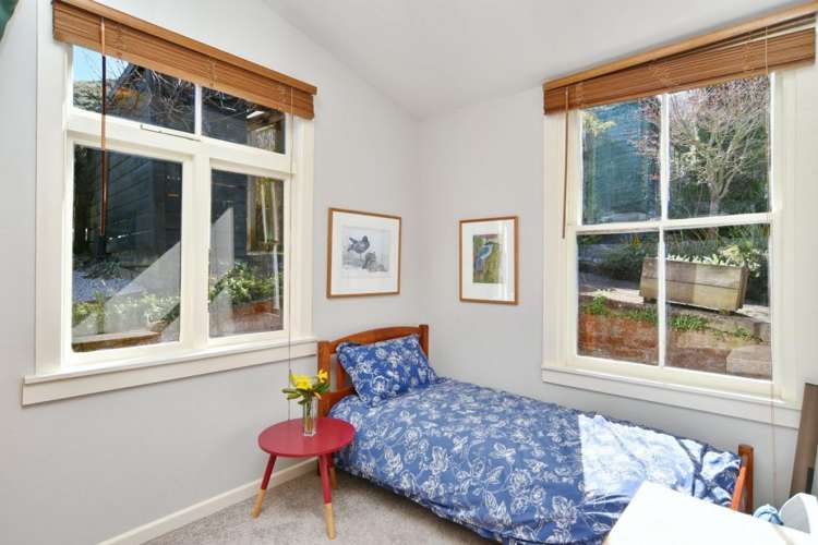 4 Somes Road Lyttelton_10