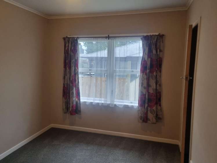 10 Werrina Crescent Mangakakahi_5