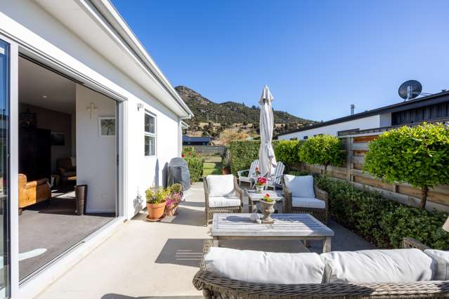 22 Snowberry Street Albert Town_4