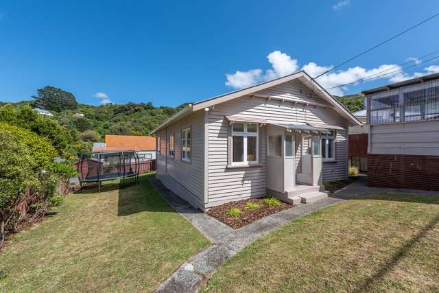 87 Parkvale Road Karori_1