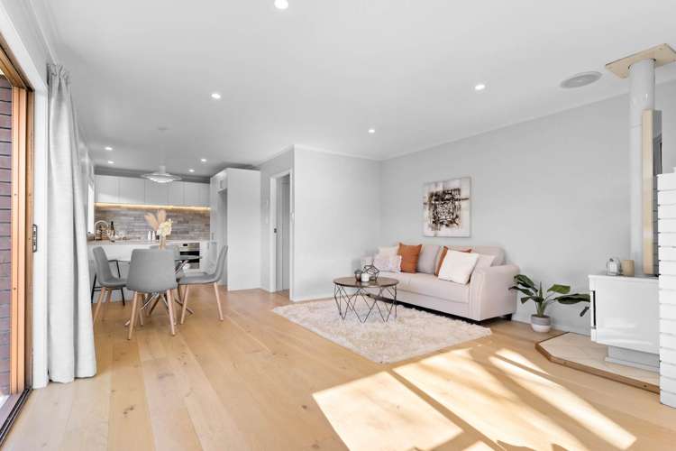 2/35 Miltonia Avenue Te Atatu South_6