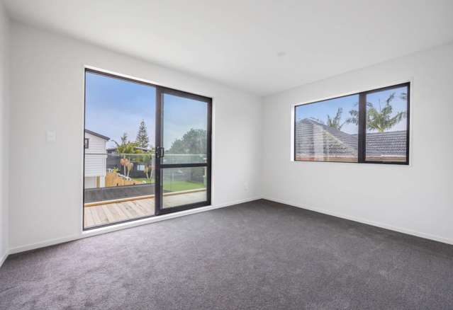 A/49 Golf Road New Lynn_3