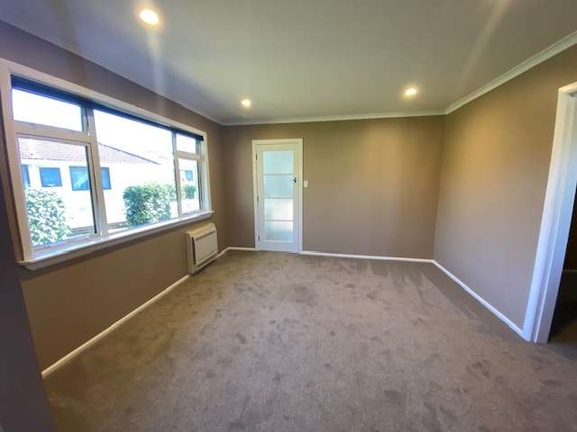 12B Barry Avenue 11597_4