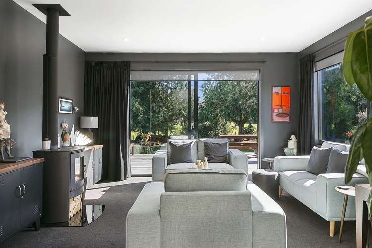 180 Mapara Road Acacia Bay_15