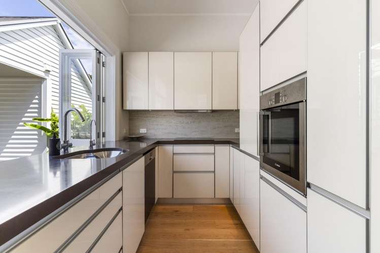 17 Mountain View Road 1827_9