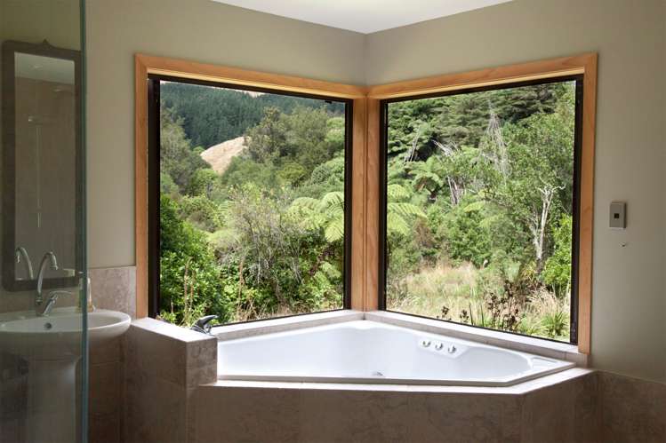 277 Kereru Drive Turitea_9