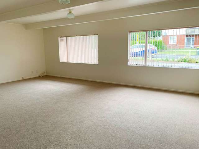 1 Scanlen Terrace Kelston_3