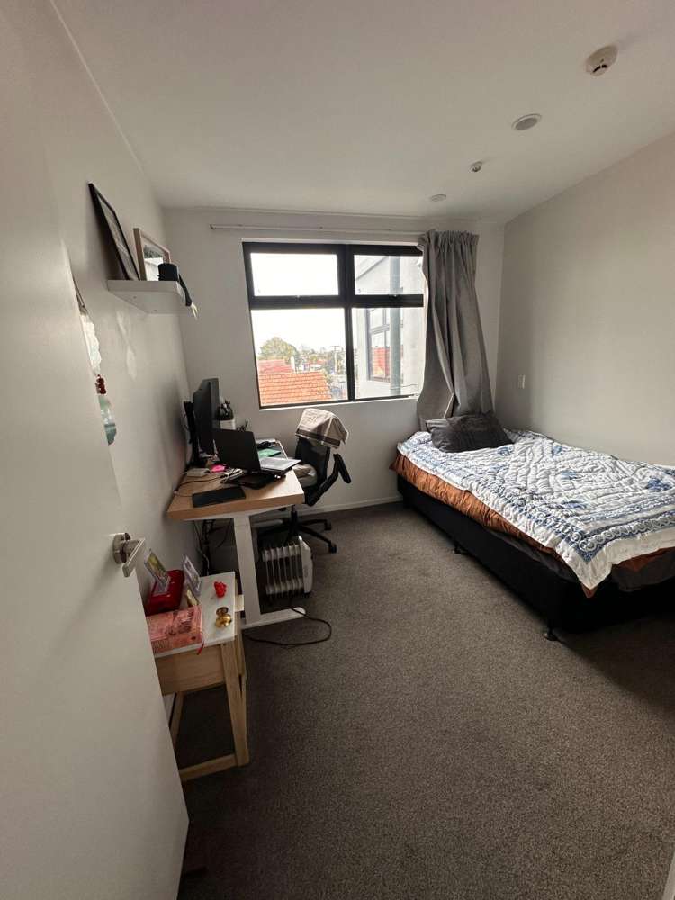 1A/104 KINGS ROAD Mount Roskill_9