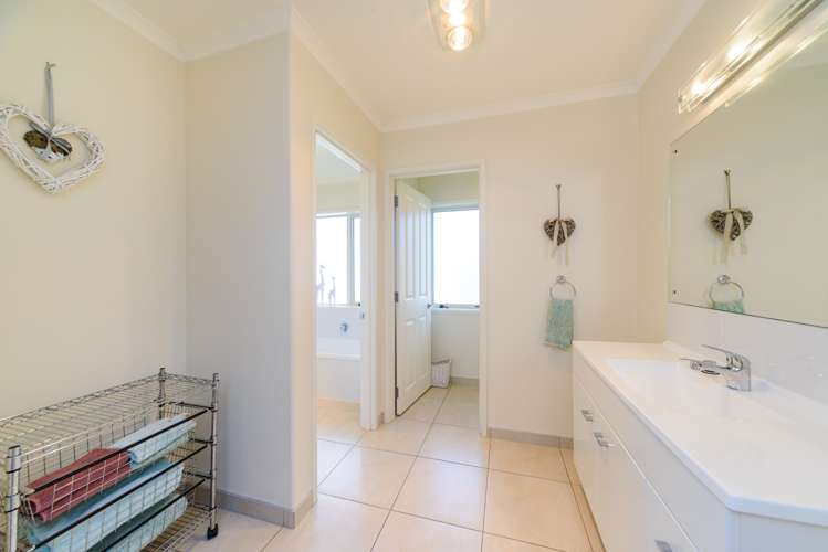 44 Phillips Street Sanson_13