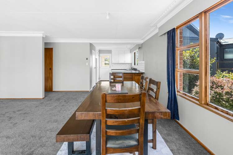 11 Railway Esplanade Gore_11