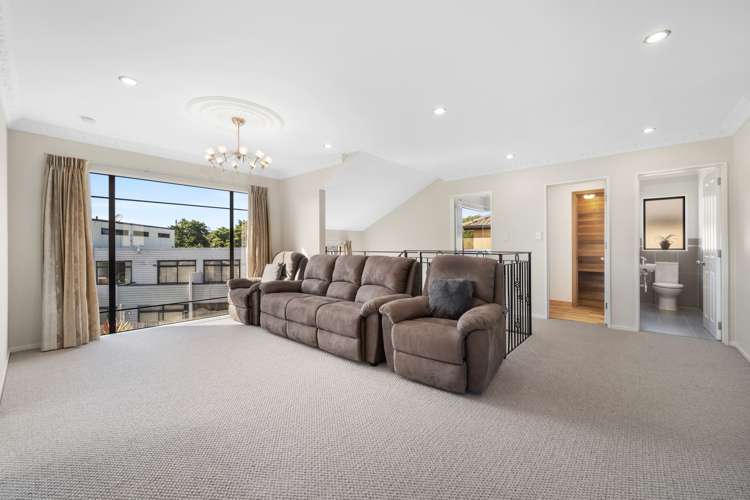 6 Manning Rise Flat Bush_11