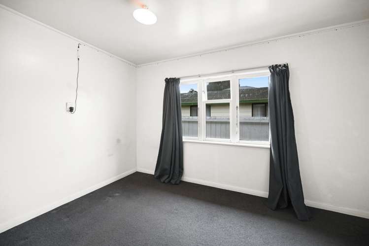 14 Wall Street Nawton_12