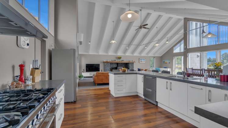 921 Old West Coast Road West Melton_15