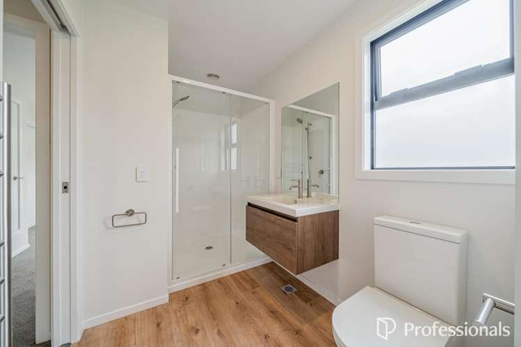 31 Wainuiomata Road Wainuiomata_8