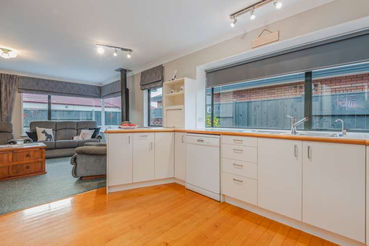 35 Jefferson Crescent Milson_10