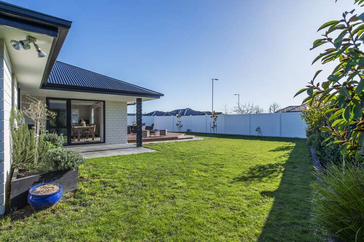 32 Temple Avenue Lincoln_18