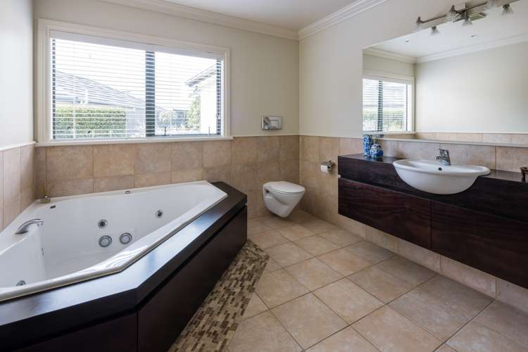 26 Keswick Crescent Huntington_14