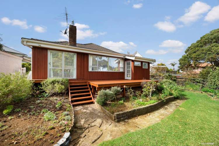 7 Tansley Avenue Royal Oak_16
