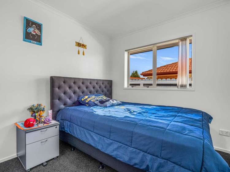 526 Massey Road Mangere_23