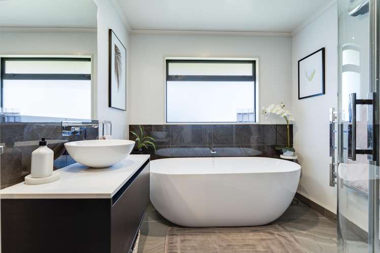 36 Cambelldon Crescent Stoke_19