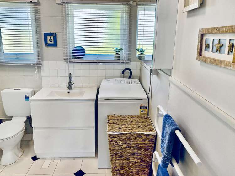 79a Blue Pacific Parade Riversdale Beach_9