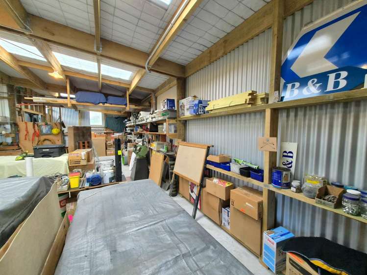 303E Marsden Road Boddytown_9
