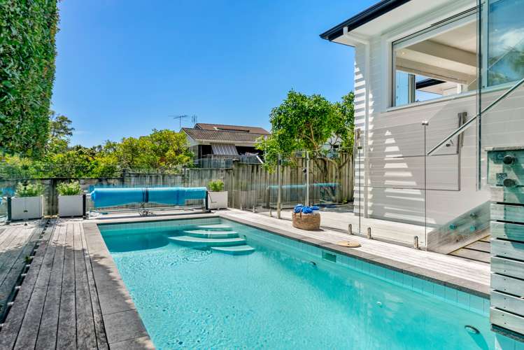 9 Penzance Road Mairangi Bay_11