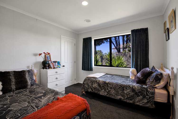 36 Camberwell Road Hawera_13