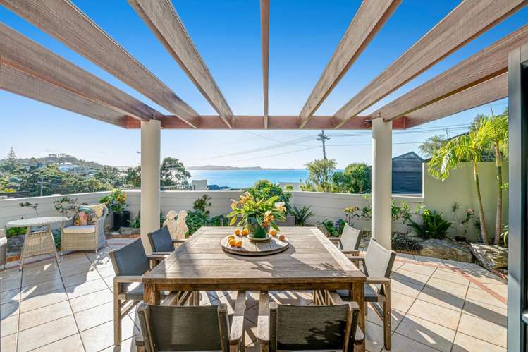 13 Joydon Place Stanmore Bay_21