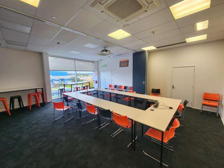 56 The Boulevard Te Rapa_10