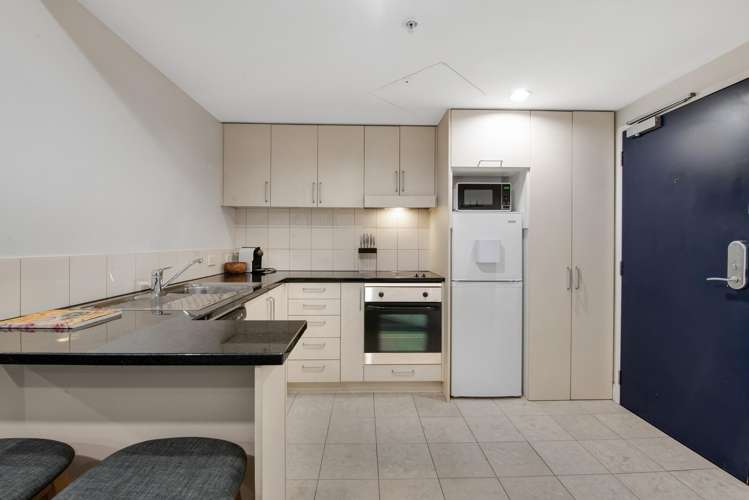 1514/9-17 Byron Avenue Takapuna_11