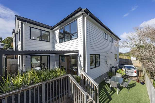 Luxe Living, Leafy Outlook - Ample Parking!