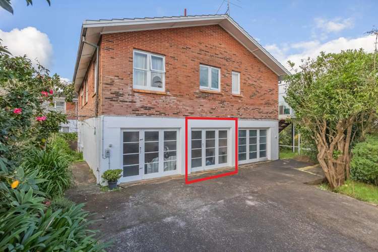 2/18 Fowler Street Northcote_1