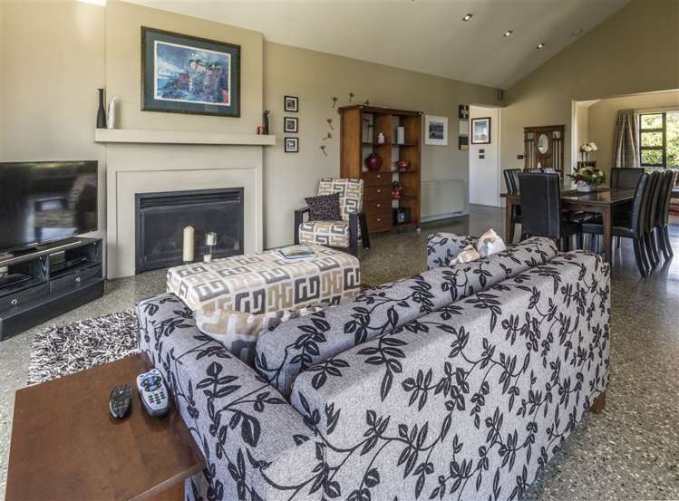 447 Riverbank Road Wanaka_7