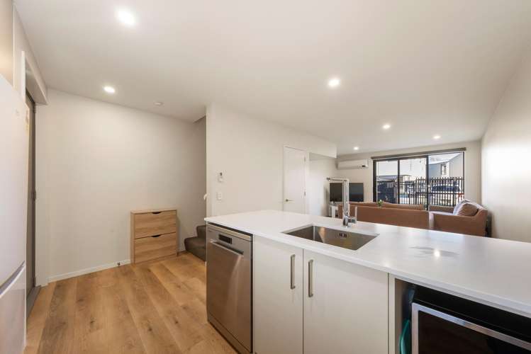 39 Bampton Street Burwood_6
