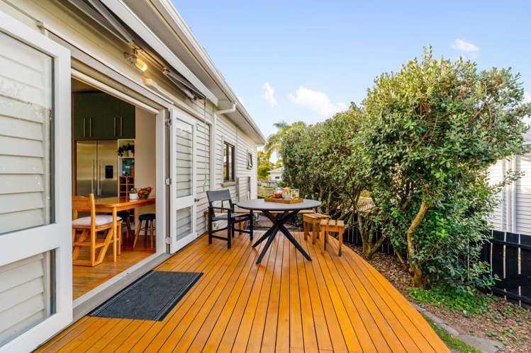 11 Himikera Avenue Avondale_17