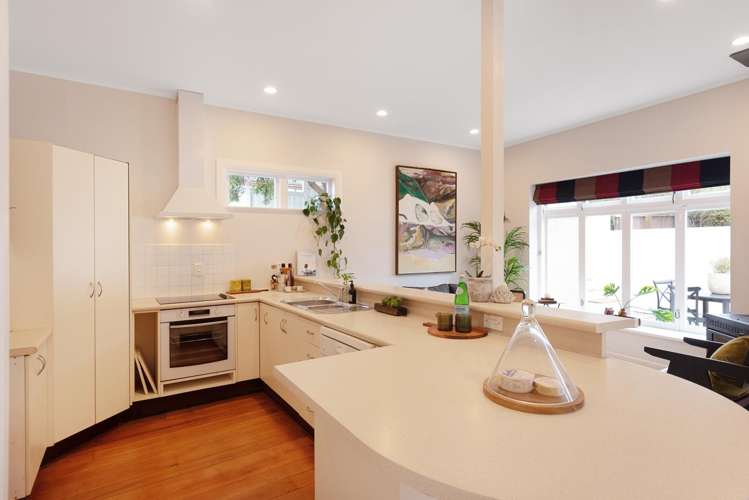 64 Beauchamp Street Karori_16